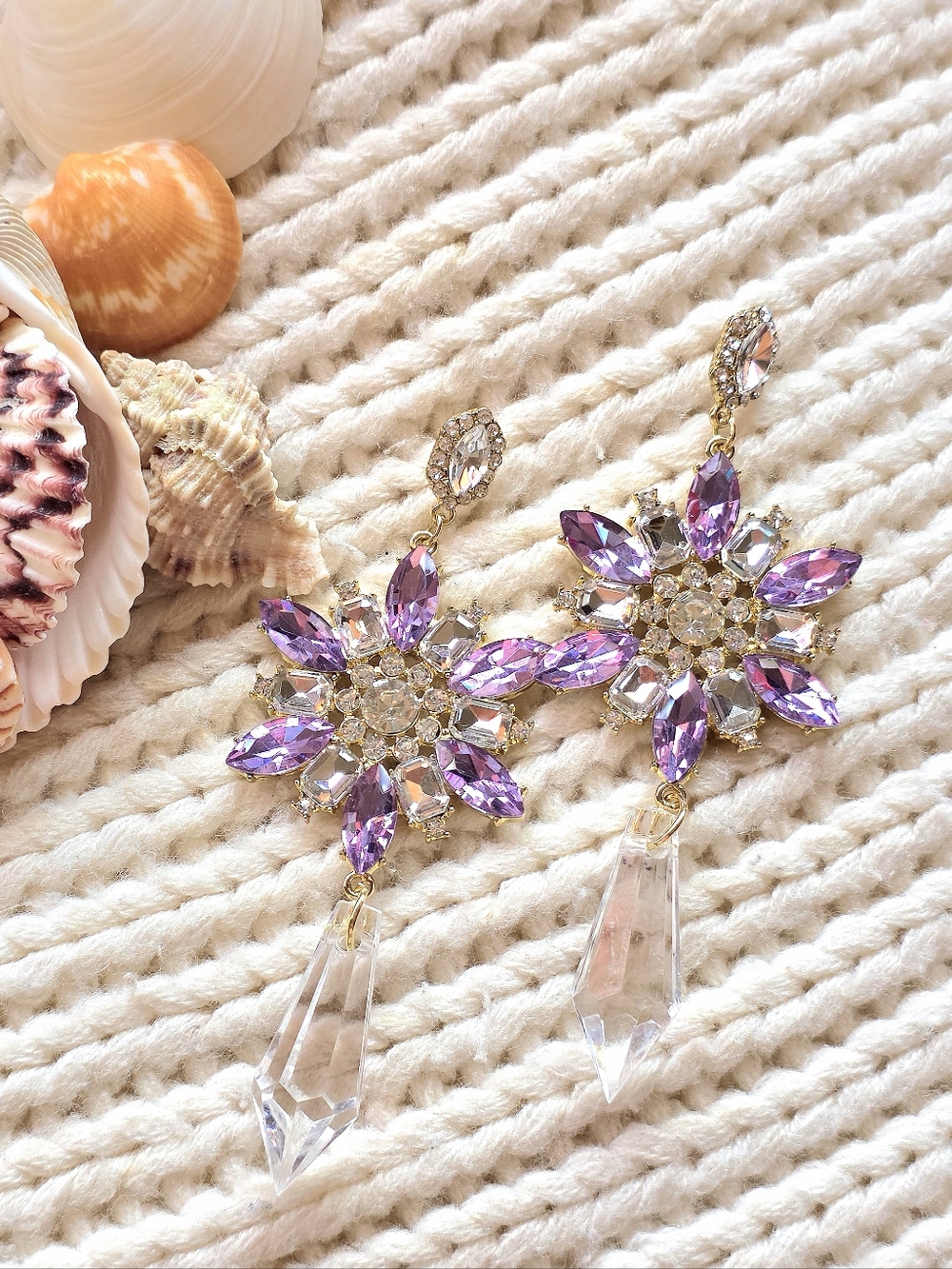 🍒NWOT🍒 Gold-Plated Purple Crystal Flower Drop Earrings